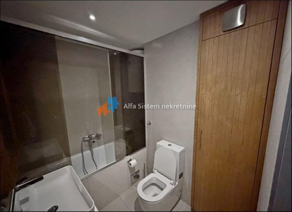 Izdavanje: Dvoiposoban stan 76 m², Čukarica – Beograd