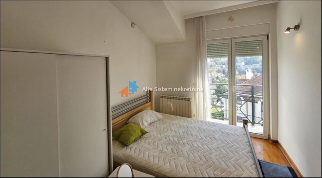 Izdavanje: Kuća 200 m², Dedinje – Beograd Izdavanje: Kuća 200 m², Dedinje – Beograd