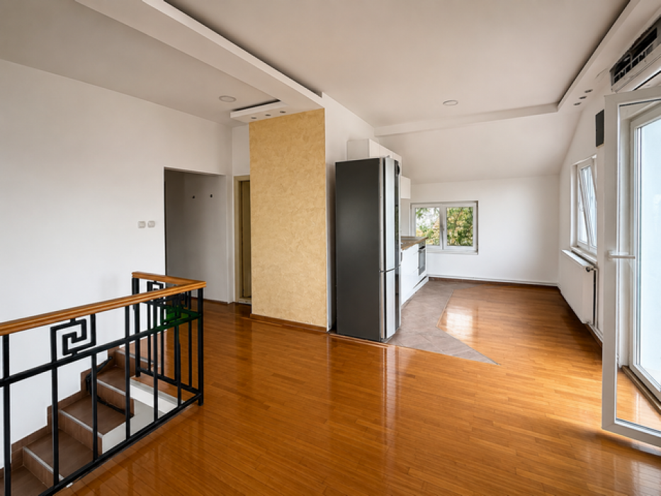 Izdavanje: Kuća 240 m², Zvezdara – Beograd
