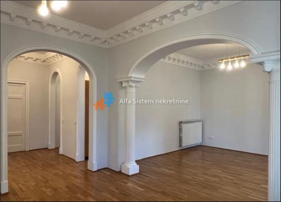 Izdavanje: Kuća 550 m², Voždovac – Beograd