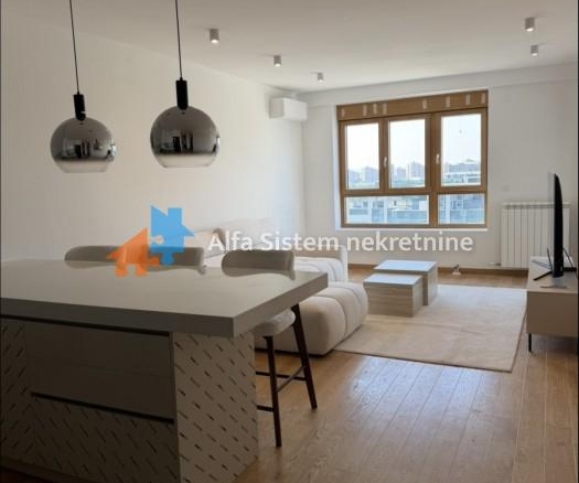 Izdavanje: Troiposoban stan 105 m², Novi Beograd – Beograd