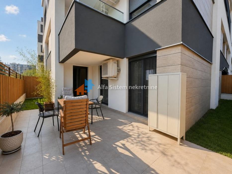 Izdavanje: Trosoban stan 81 m², Novi Beograd – Beograd