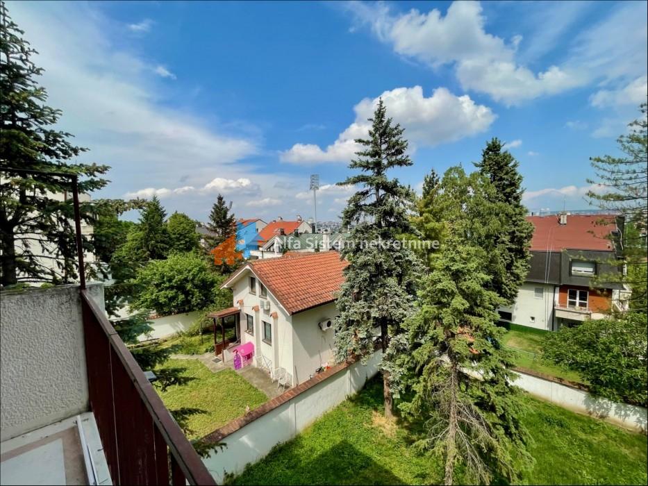 Izdavanje: Kuća 600 m², Savski venac – Beograd