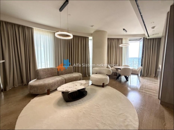 Izdavanje: Dvosoban stan 74 m², Savski venac – Beograd