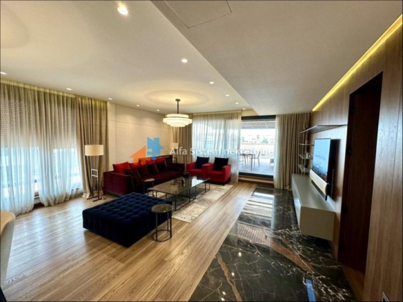 Izdavanje: Petosoban stan 350 m², Vračar – Beograd
