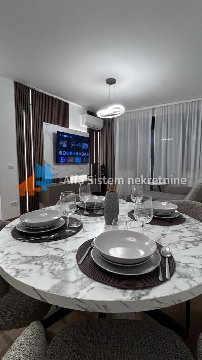 Izdavanje: Dvosoban stan 45 m², Voždovac – Beograd