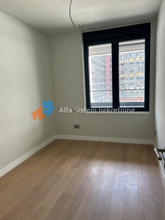 Izdavanje: Trosoban stan 77 m², Novi Beograd – Beograd