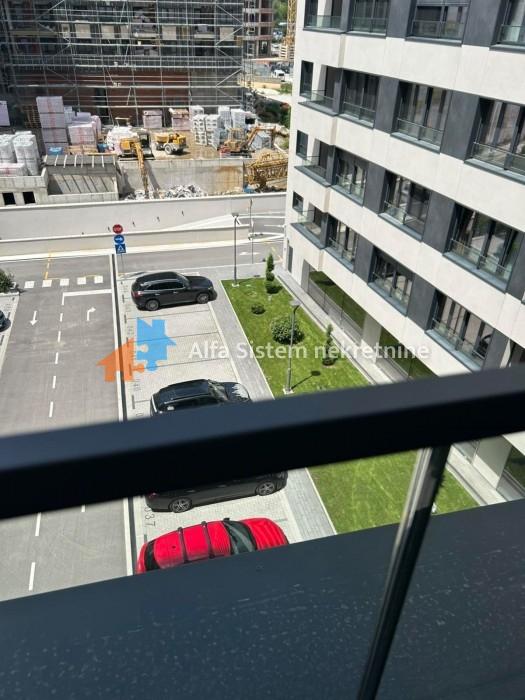 Izdavanje: Trosoban stan 77 m², Novi Beograd – Beograd