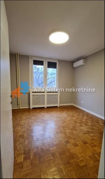 Izdavanje: Trosoban stan 82 m², Novi Beograd – Beograd