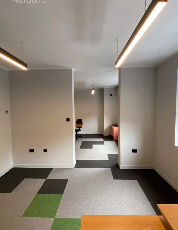 Izdavanje: Poslovni prostor 152 m², Voždovac – Beograd