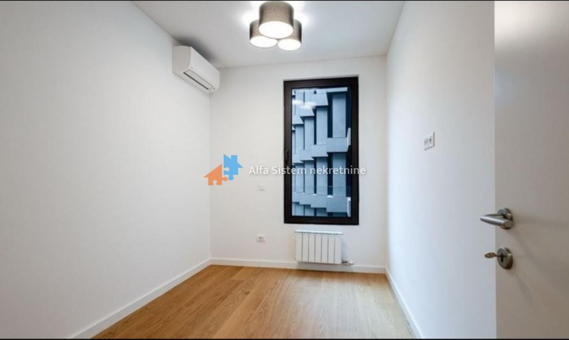 Izdavanje: Trosoban stan 75 m², Stari grad – Beograd