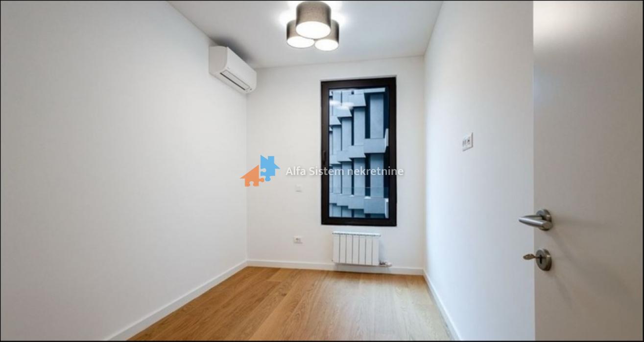 Izdavanje: Trosoban stan 75 m², Stari grad – Beograd Izdavanje: Trosoban stan 75 m², Stari grad – Beograd