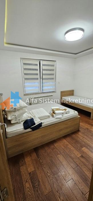 Izdavanje: Dvosoban stan 76 m², Zvezdara – Beograd