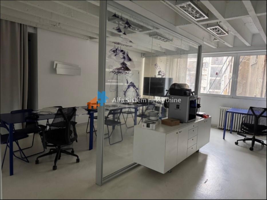 Izdavanje: Poslovni prostor 281 m², Stari grad – Beograd
