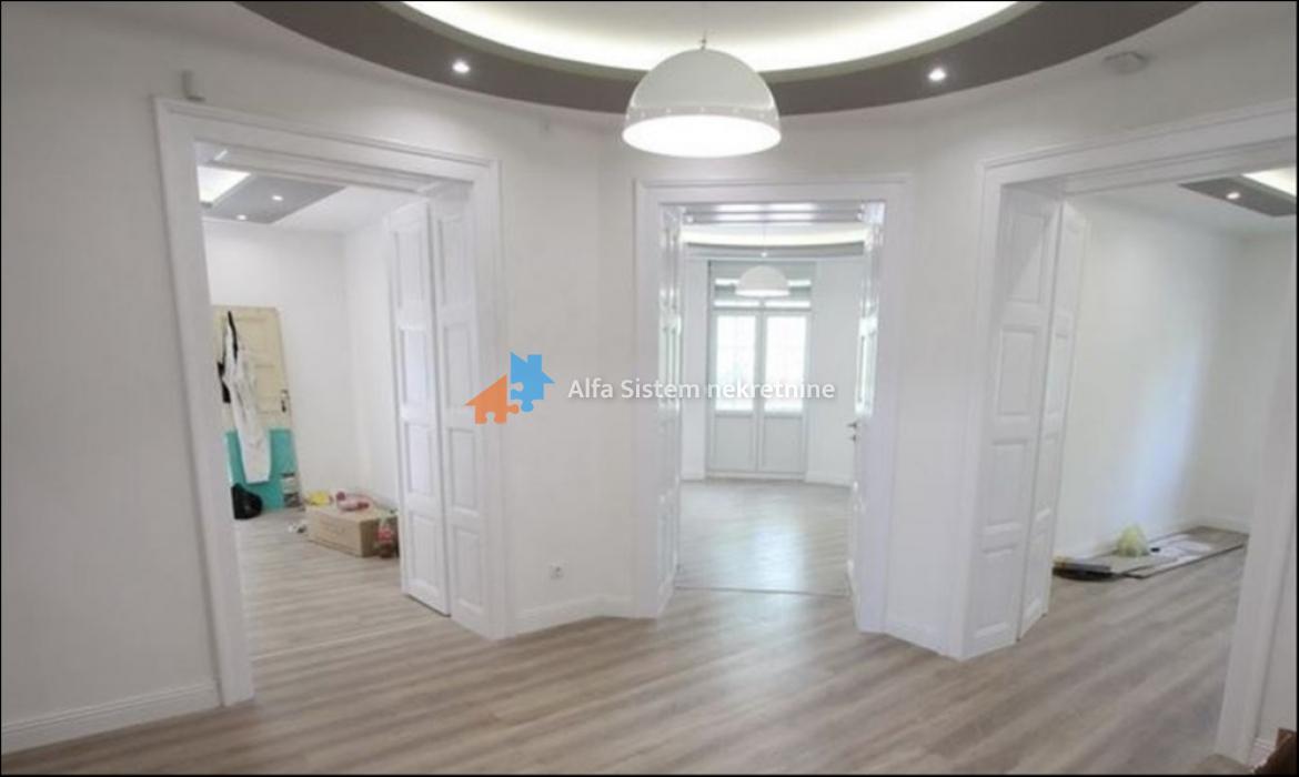Izdavanje: Poslovni prostor 130 m², Vračar – Beograd