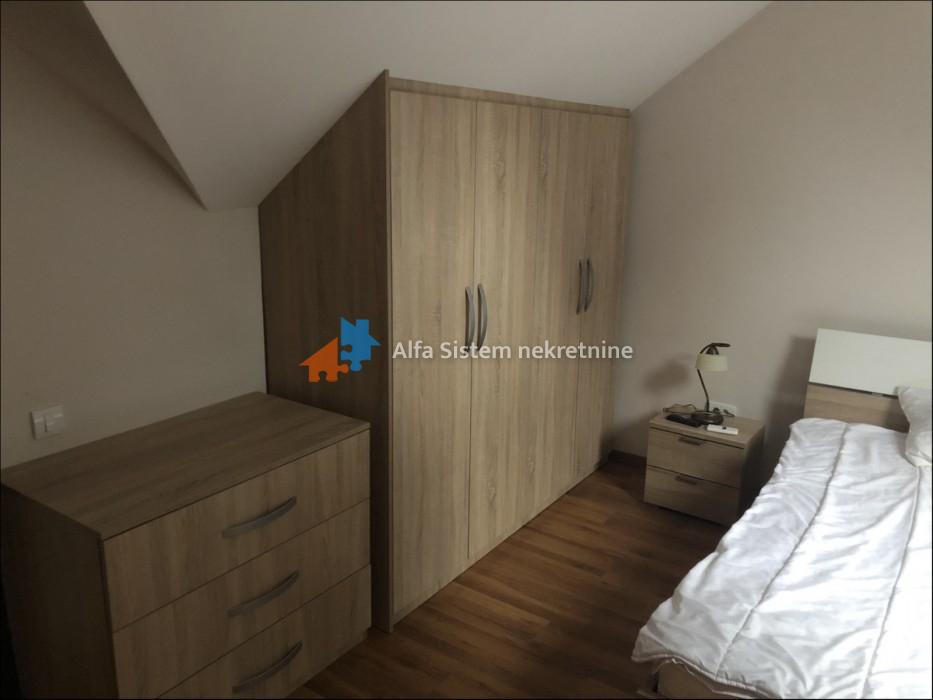 Izdavanje: Kuća 180 m², Zvezdara – Beograd