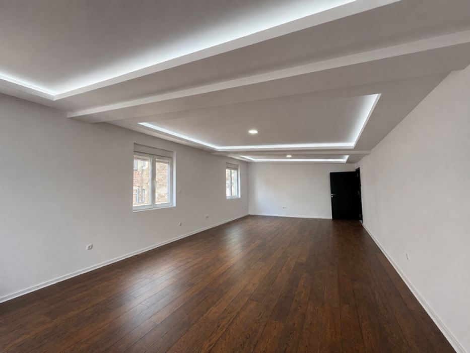 Izdavanje: Petosoban stan 250 m², Stari grad – Beograd