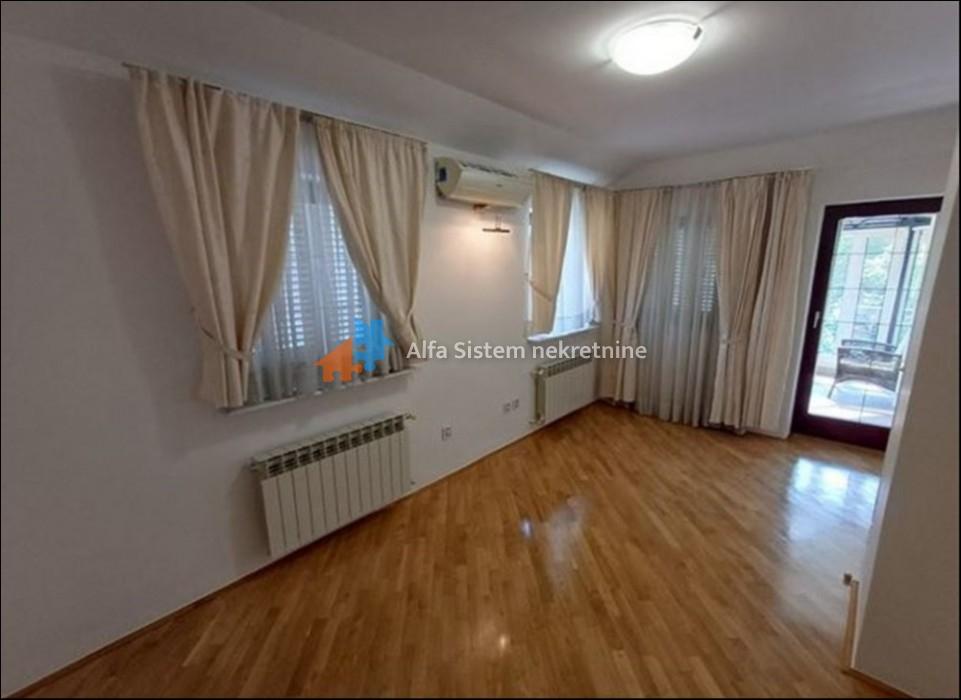 Izdavanje: Kuća 300 m², Voždovac – Beograd