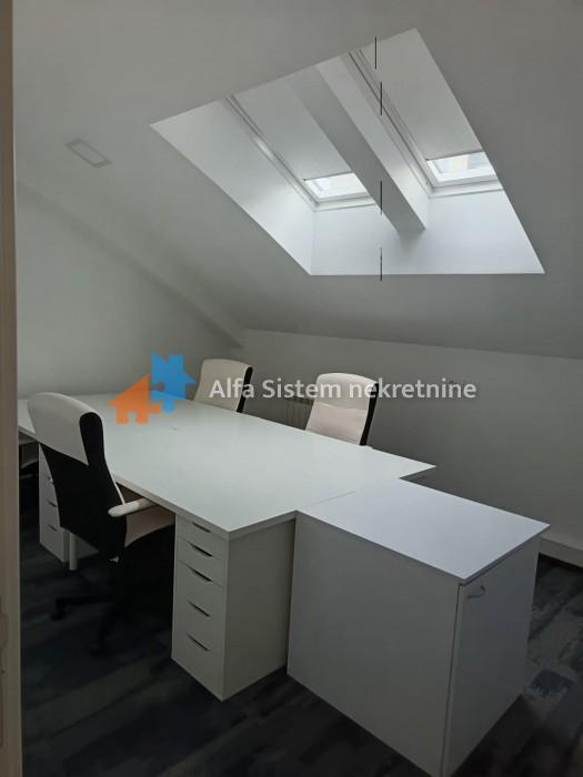 Izdavanje: Poslovni prostor 155 m², Savski venac – Beograd