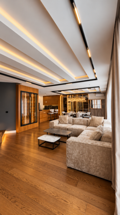 Izdavanje: Četvorosoban stan 275 m², Vračar – Beograd