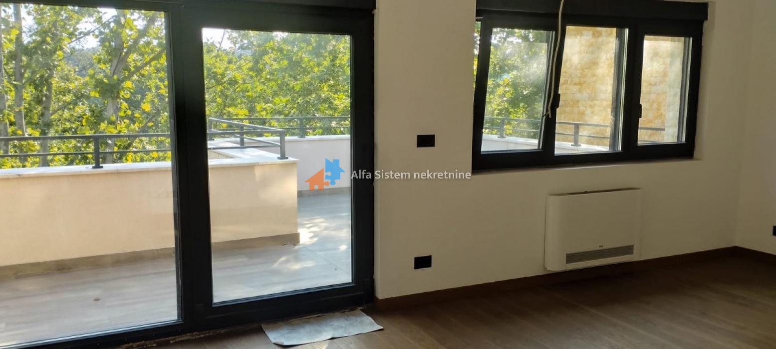 Izdavanje: Trosoban stan 80 m², Voždovac – Beograd Izdavanje: Trosoban stan 80 m², Voždovac – Beograd