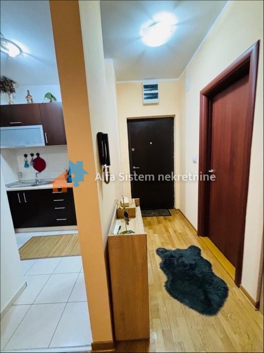 Izdavanje: Dvoiposoban stan 59 m², Zvezdara – Beograd