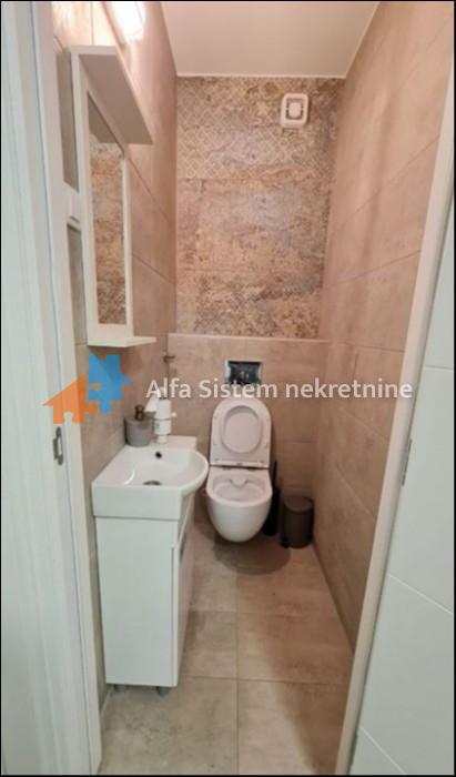Izdavanje: Trosoban stan 82 m², Novi Beograd – Beograd