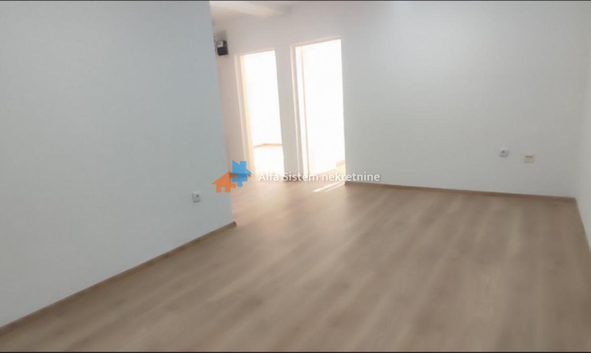 Izdavanje: Poslovni prostor 120 m², Zvezdara – Beograd