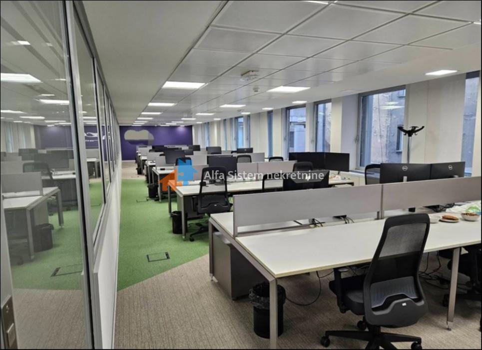 Izdavanje: Poslovni prostor 300 m², Stari grad – Beograd