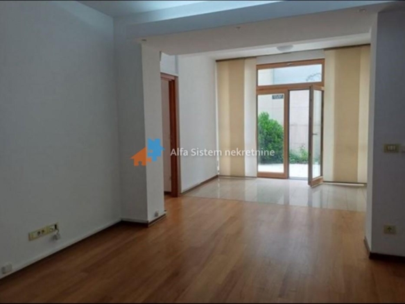 Izdavanje: Poslovni prostor 150 m², Voždovac – Beograd