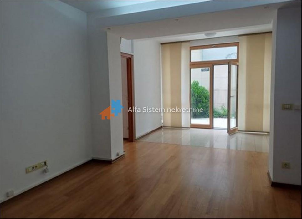 Izdavanje: Poslovni prostor 150 m², Voždovac – Beograd