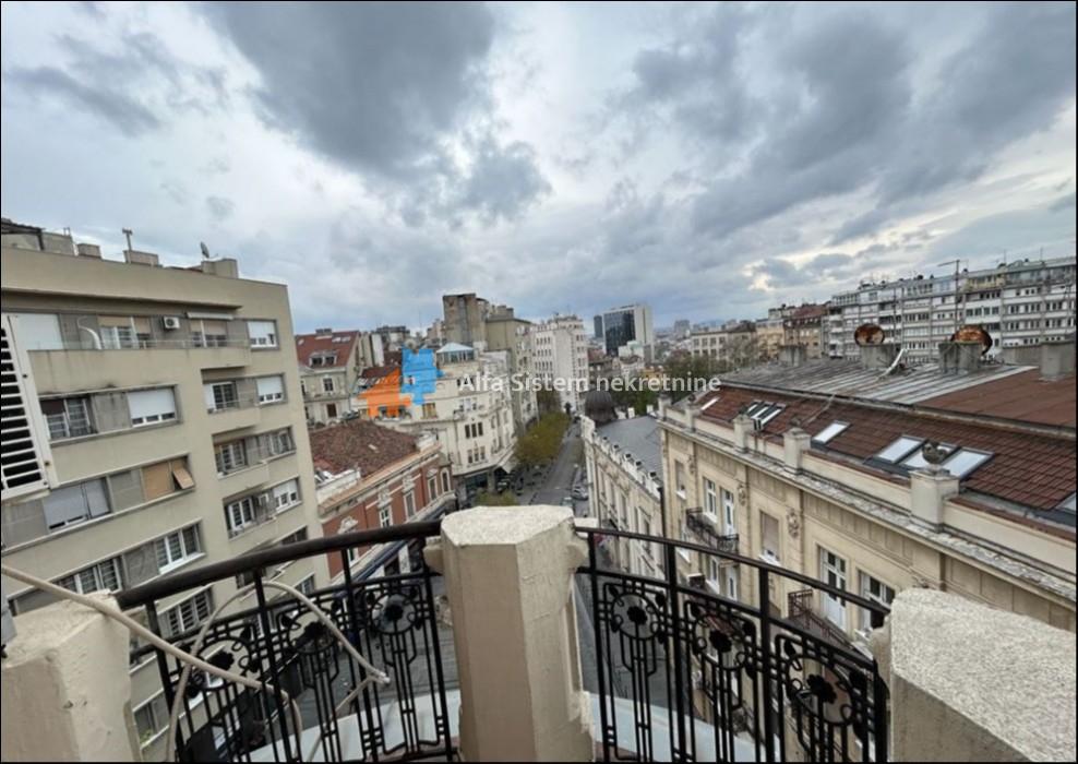 Izdavanje: Trosoban stan 90 m², Stari grad – Beograd
