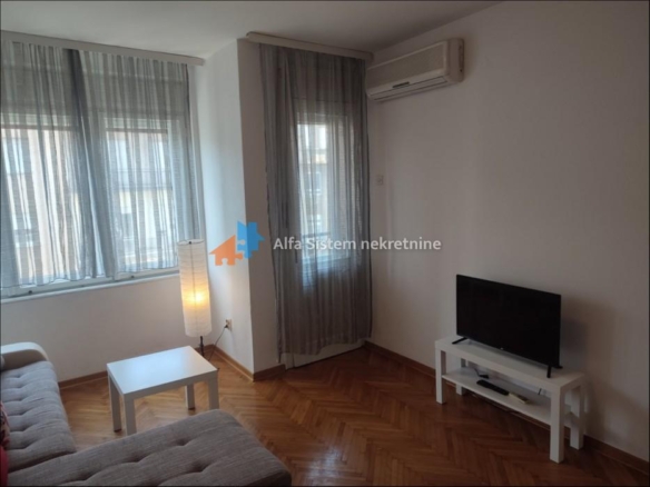 Izdavanje: Dvosoban stan 62 m², Stari grad – Beograd