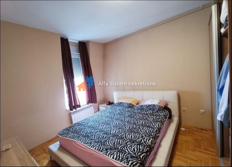 Izdavanje: Četvorosoban stan 100 m², Zvezdara – Beograd