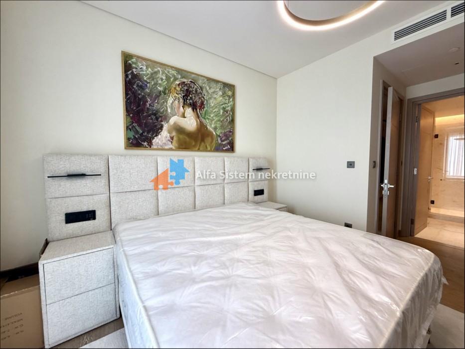 Izdavanje: Dvosoban stan 74 m², Savski venac – Beograd