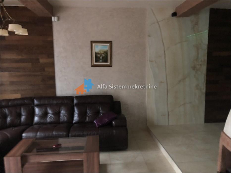 Izdavanje: Kuća 180 m², Zvezdara – Beograd