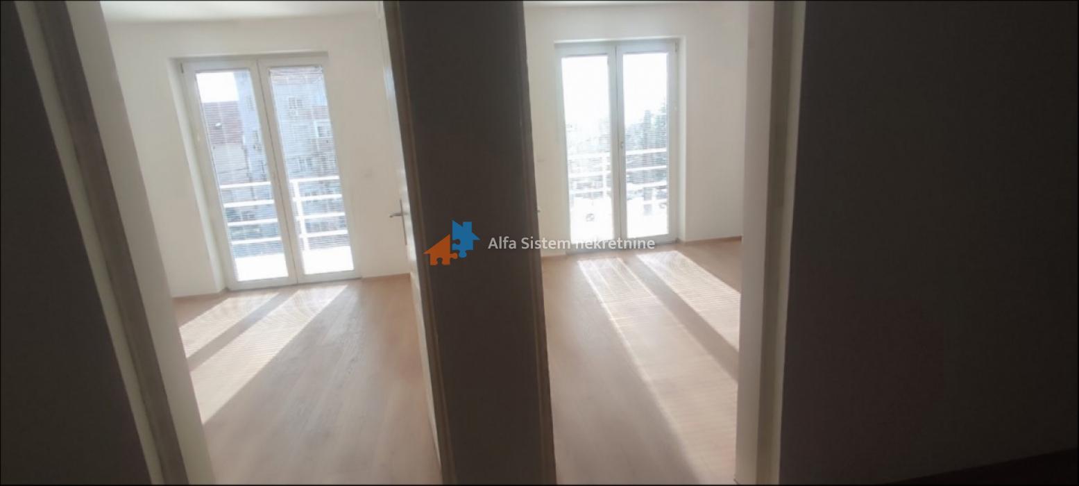 Izdavanje: Poslovni prostor 120 m², Zvezdara – Beograd Izdavanje: Poslovni prostor 120 m², Zvezdara – Beograd