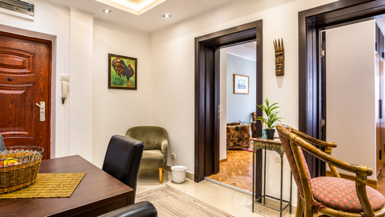 Izdavanje: Dvosoban stan 50 m², Vračar – Beograd Izdavanje: Dvosoban stan 50 m², Vračar – Beograd