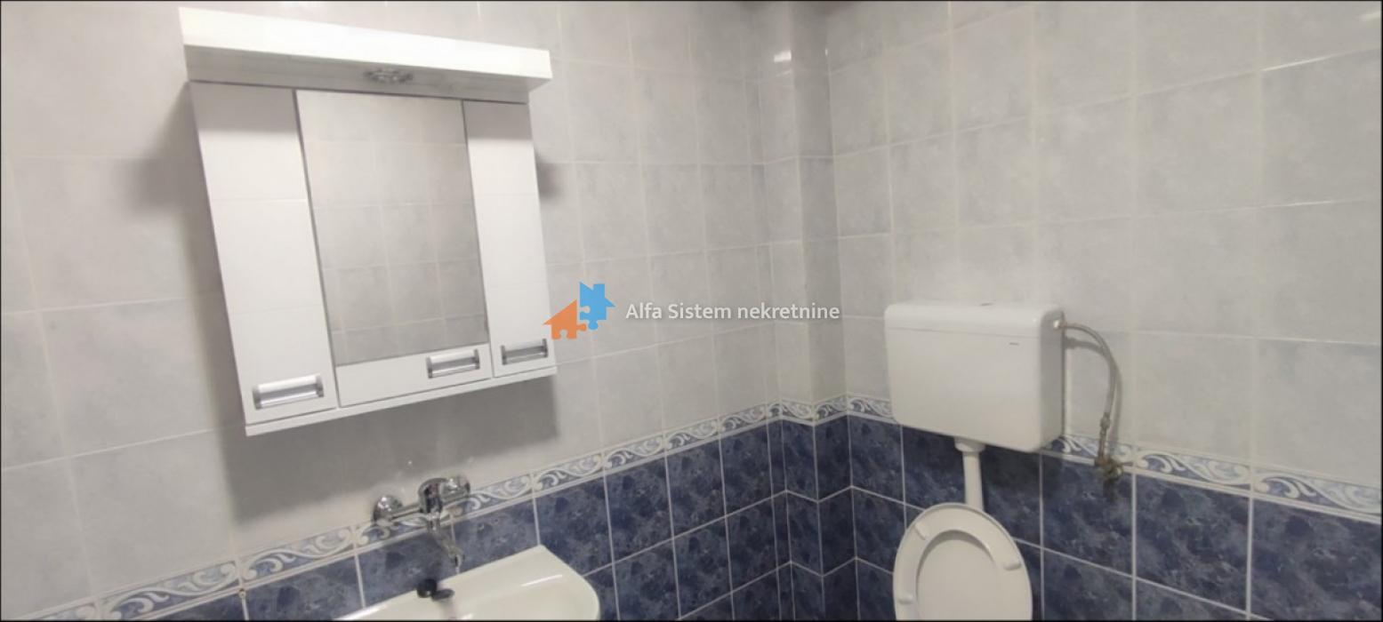 Izdavanje: Poslovni prostor 120 m², Zvezdara – Beograd Izdavanje: Poslovni prostor 120 m², Zvezdara – Beograd