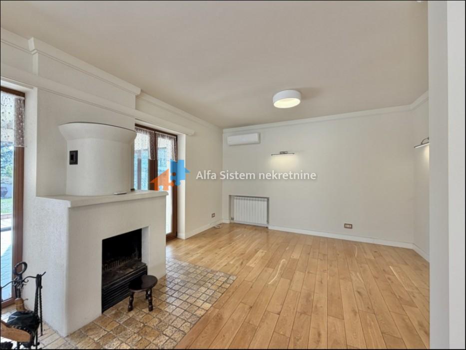 Izdavanje: Kuća 300 m², Banovo brdo – Beograd