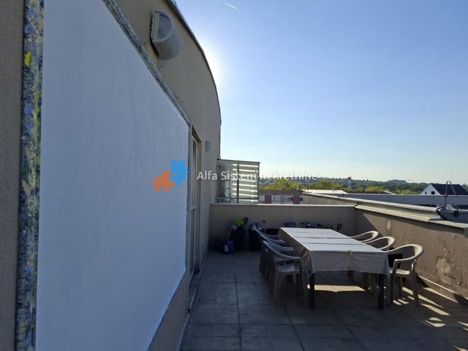 Izdavanje: Dvosoban stan 70 m², Voždovac – Beograd