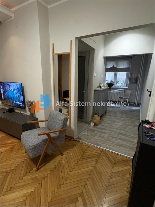 Izdavanje: Jednosoban stan 50 m², Stari grad – Beograd
