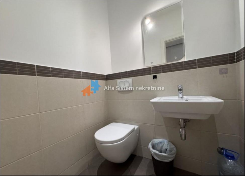 Izdavanje: Trosoban stan 110 m², Vračar – Beograd