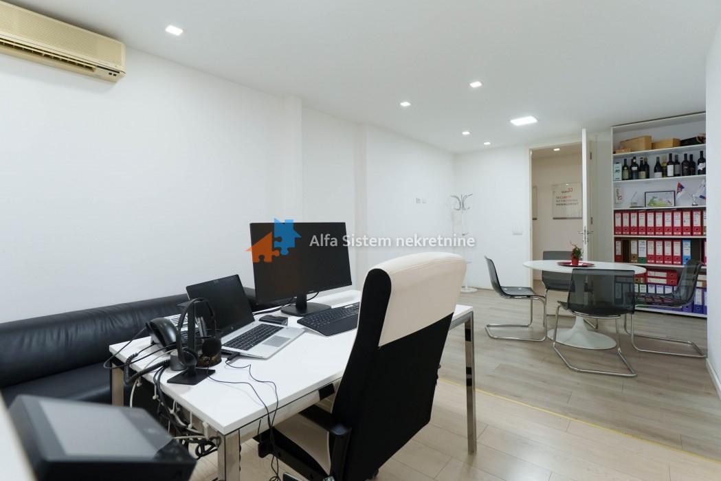 Izdavanje: Poslovni prostor 137 m², Novi Beograd – Beograd