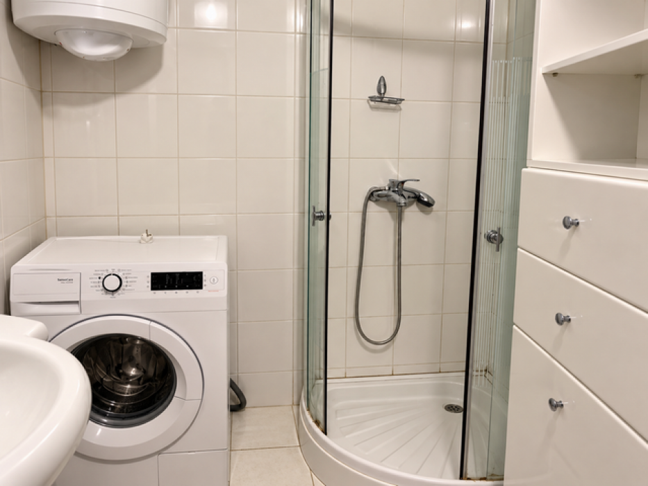 Izdavanje: Trosoban stan 80 m², Krnjača – Beograd