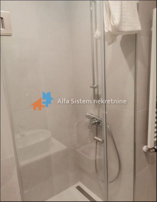 Izdavanje: Jednosoban stan 33 m², Beograd na vodi – Beograd
