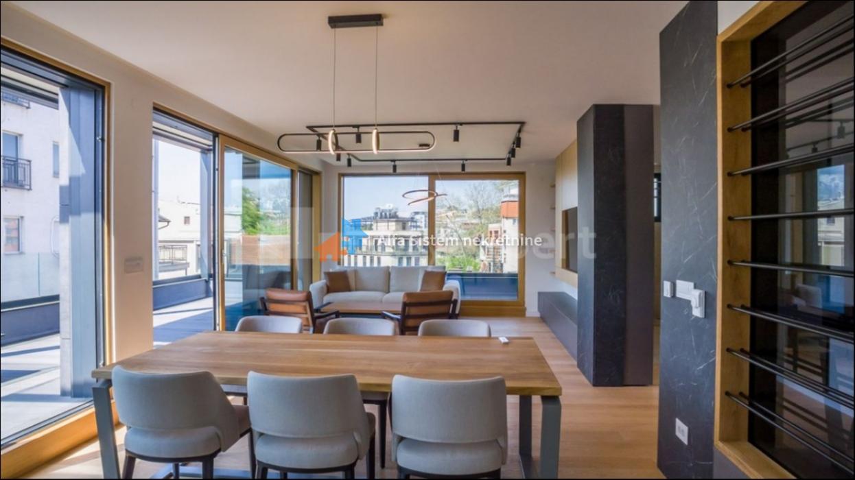 Izdavanje: Trosoban stan 140 m², Vračar – Beograd Izdavanje: Trosoban stan 140 m², Vračar – Beograd