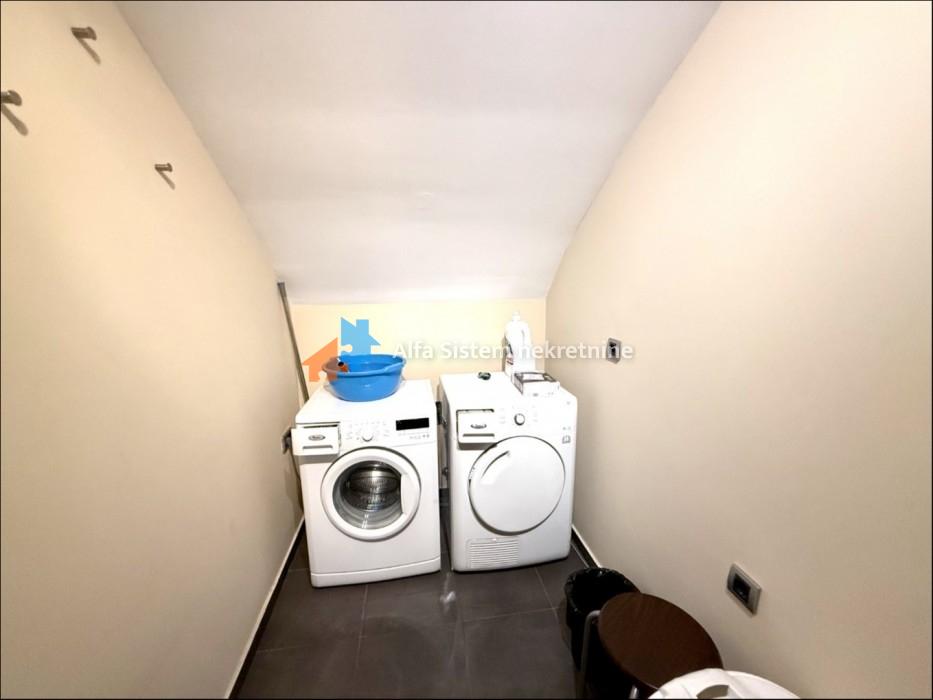 Prodaja: Petosoban stan 160 m², Vračar – Beograd