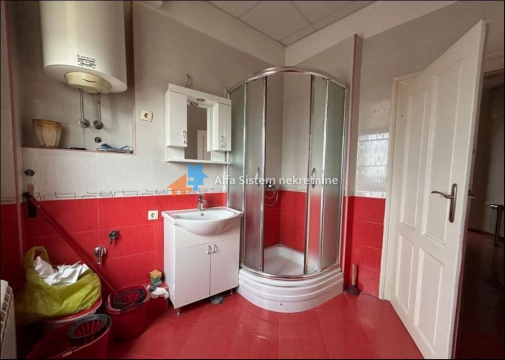 Izdavanje: Trosoban stan 90 m², Stari grad – Beograd