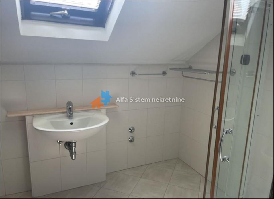 Izdavanje: Kuća 360 m², Voždovac – Beograd
